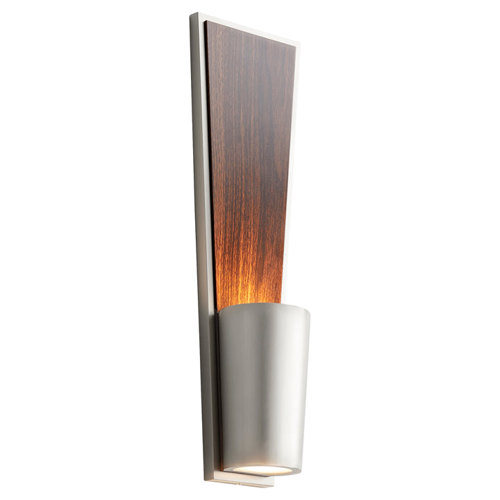 FAVERO  Wall Sconce -3000k- Satin Nickel