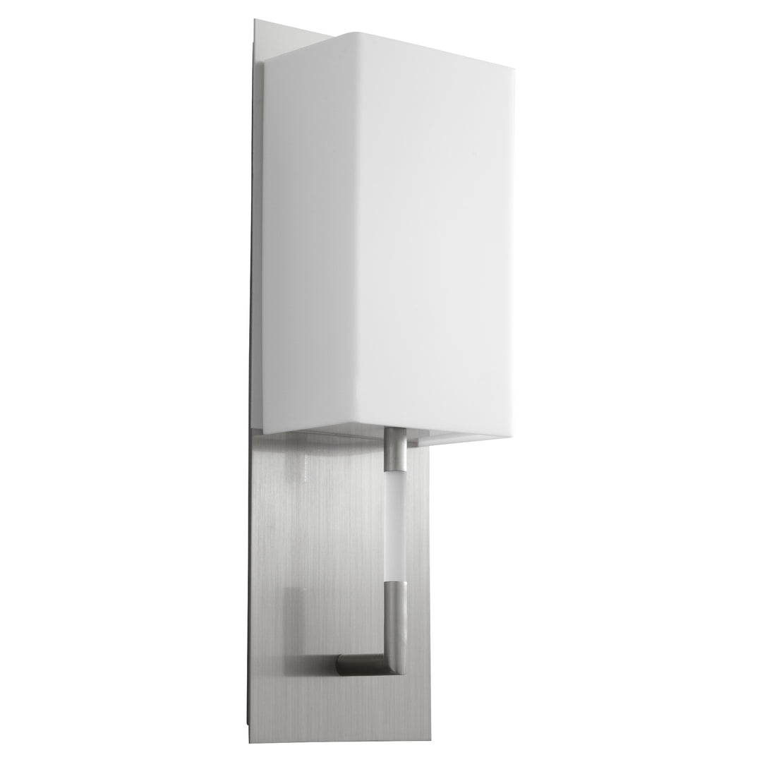 EPOCH Acrylic Wall Sconce -3500k- Satin Nickel