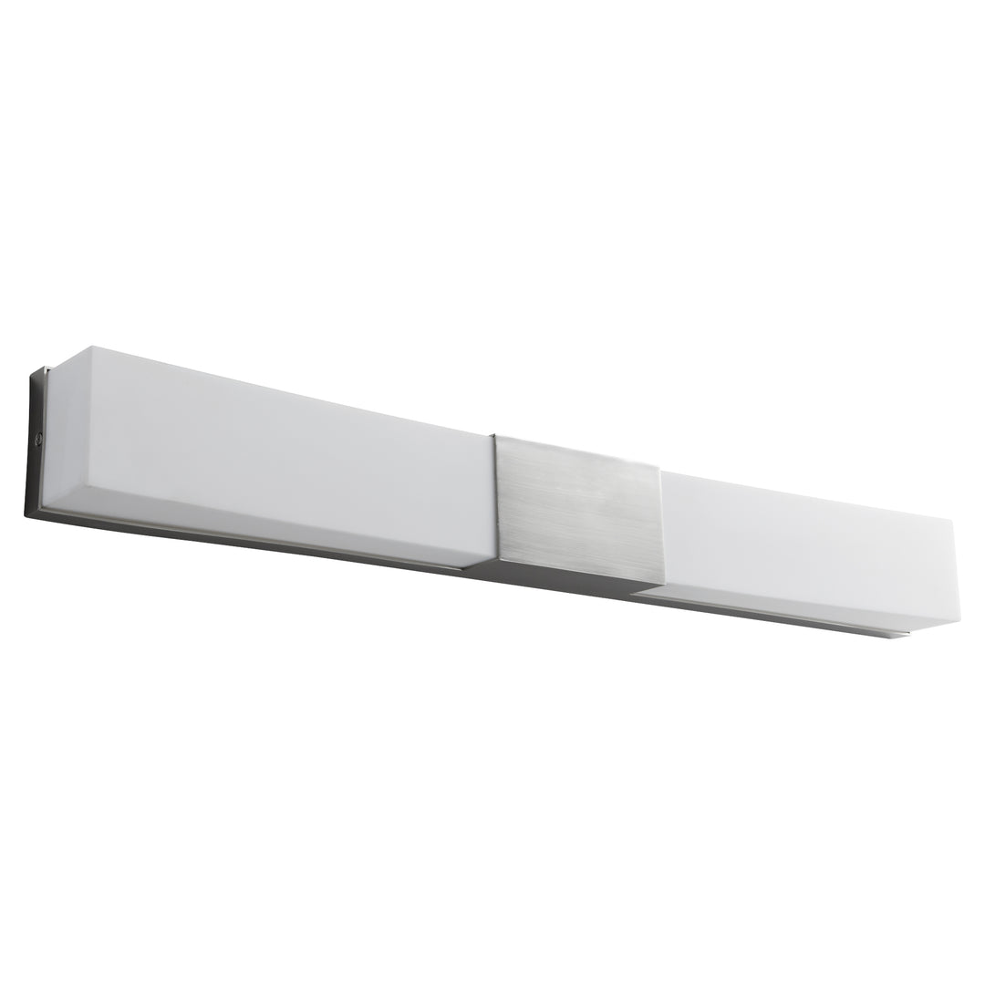 CRESCENT Vanity -3000k- Satin Nickel