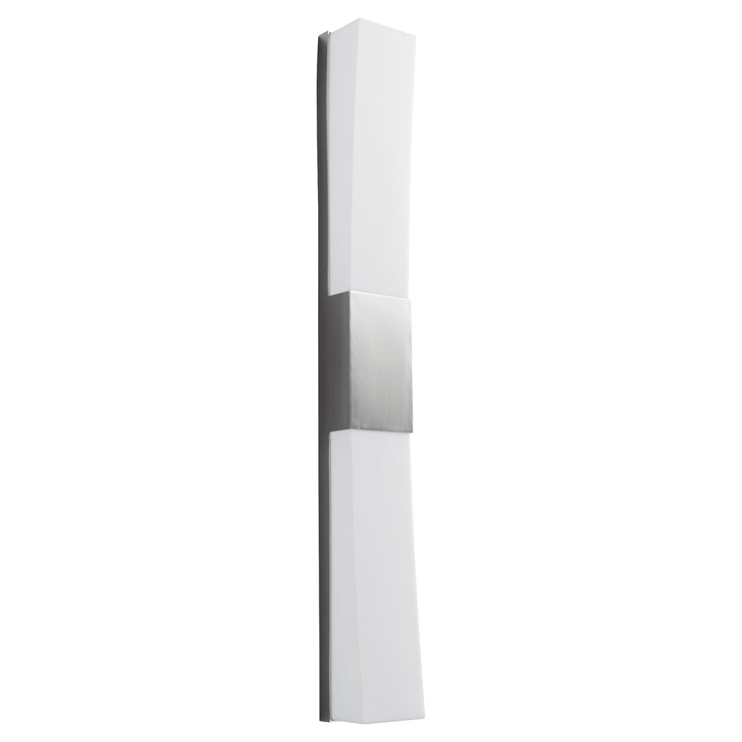 CRESCENT Vanity -3000k- Satin Nickel