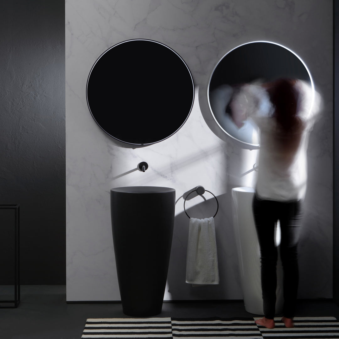 AVIOR 30" Lighted Mirror - Black