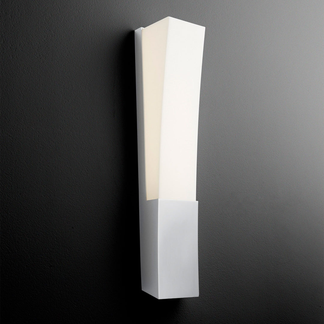 CRESCENT Large Wall Sconce -3000k- Satin Nickel