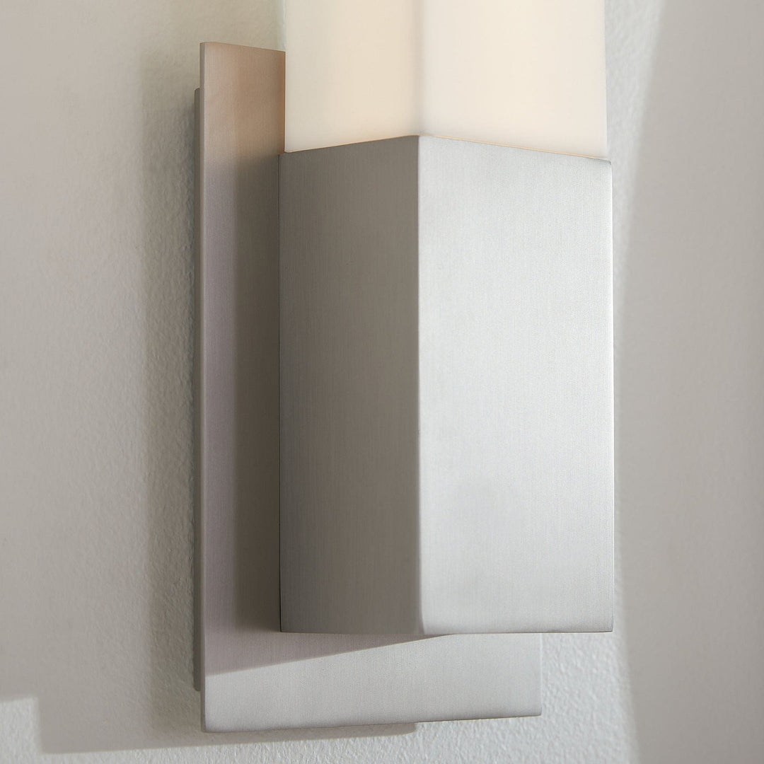 VEGA Wall Sconce -3000k- Satin Nickel