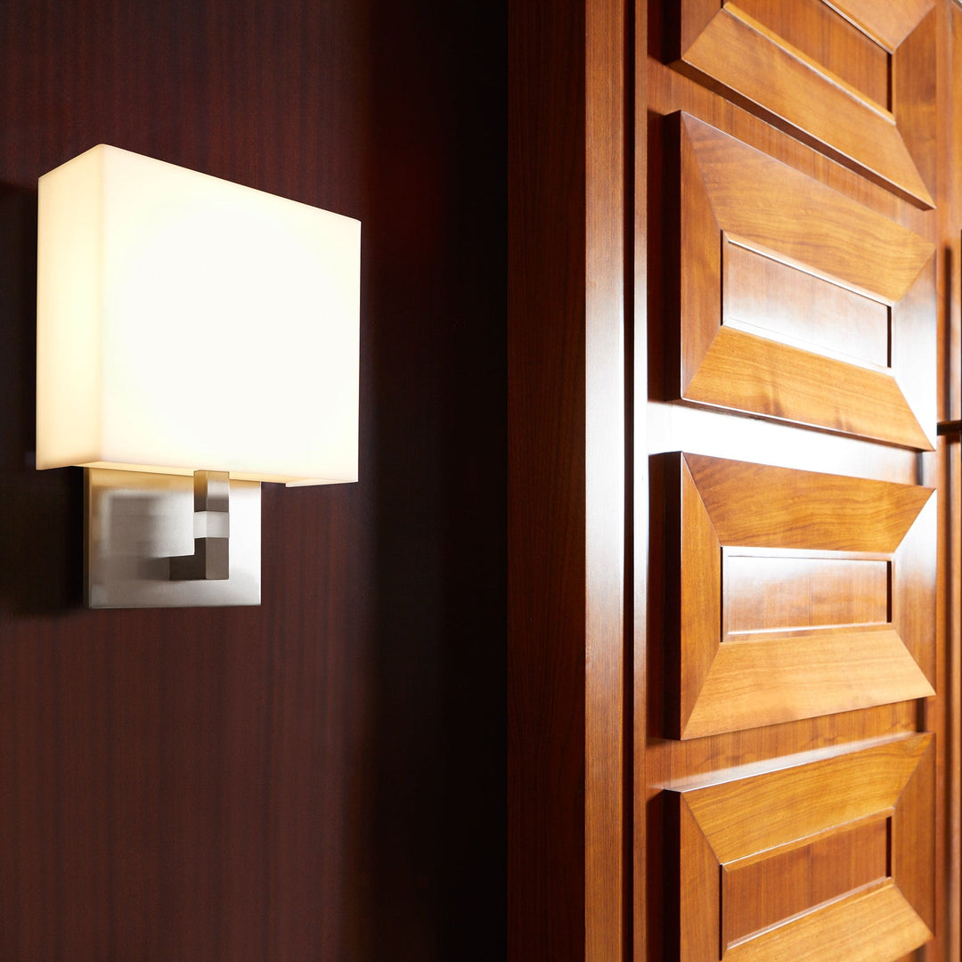 CHAMELEON Small Wall Sconce -3000k- Satin Nickel