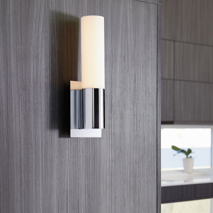 MAGNETA Glass Wall Sconce -3000k- Satin Nickel