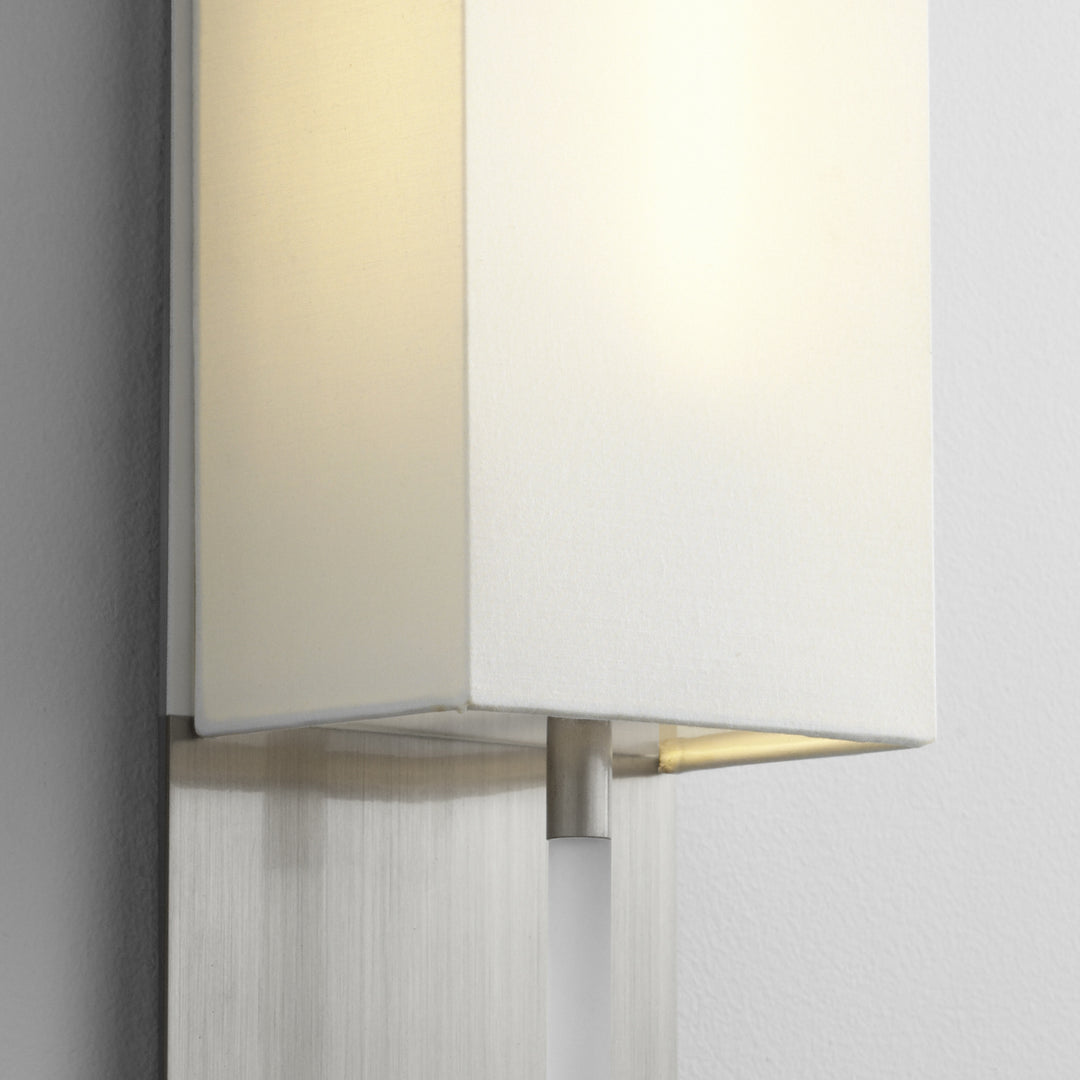 EPOCH Fabric Wall Sconce -3000k- Satin Nickel