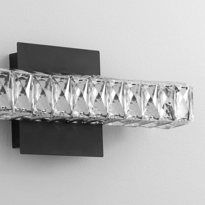 ELAN 15" CCT LED Wall Mount - Black