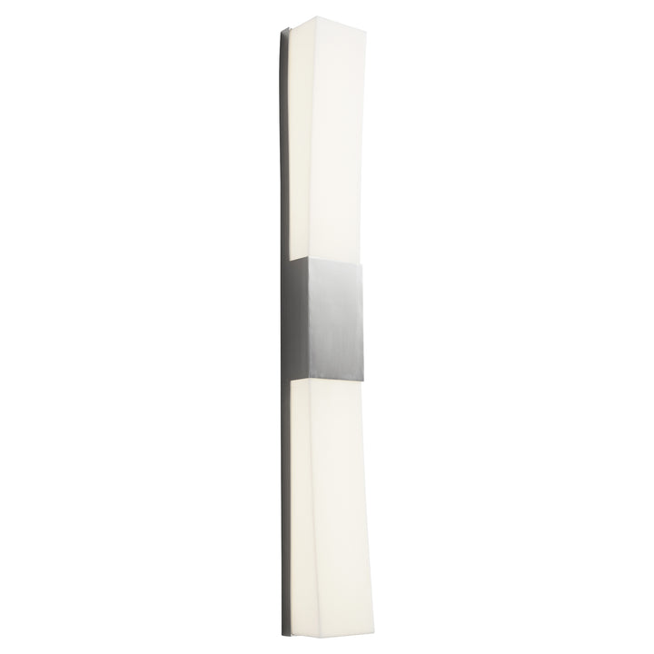 CRESCENT Vanity -3000k- Satin Nickel