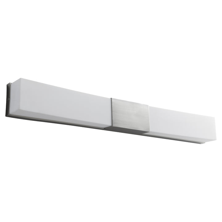 CRESCENT Vanity -3500k- Satin Nickel