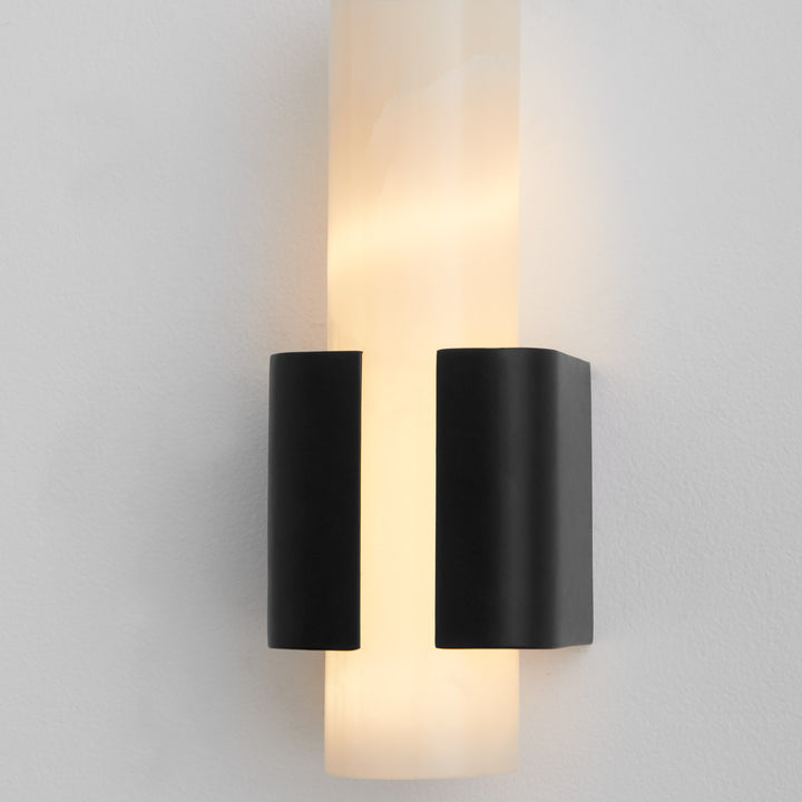 VIRTUE 1 Light CCT Sconce
