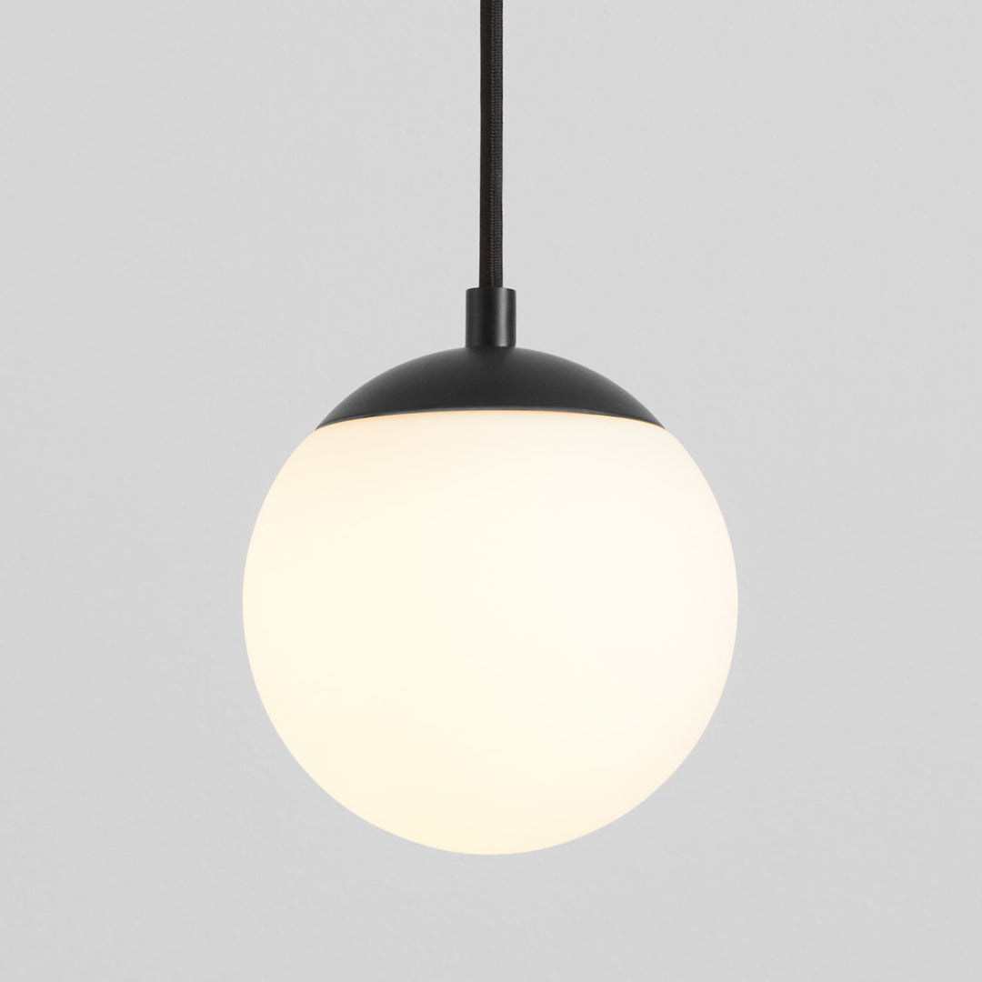 LUNA 6" Pendant UV -3000k- Black