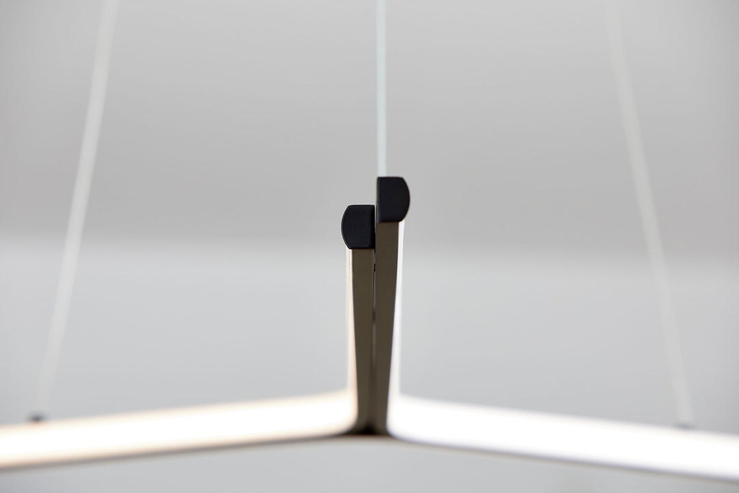 ESTRELLA CCT Pendant - Black