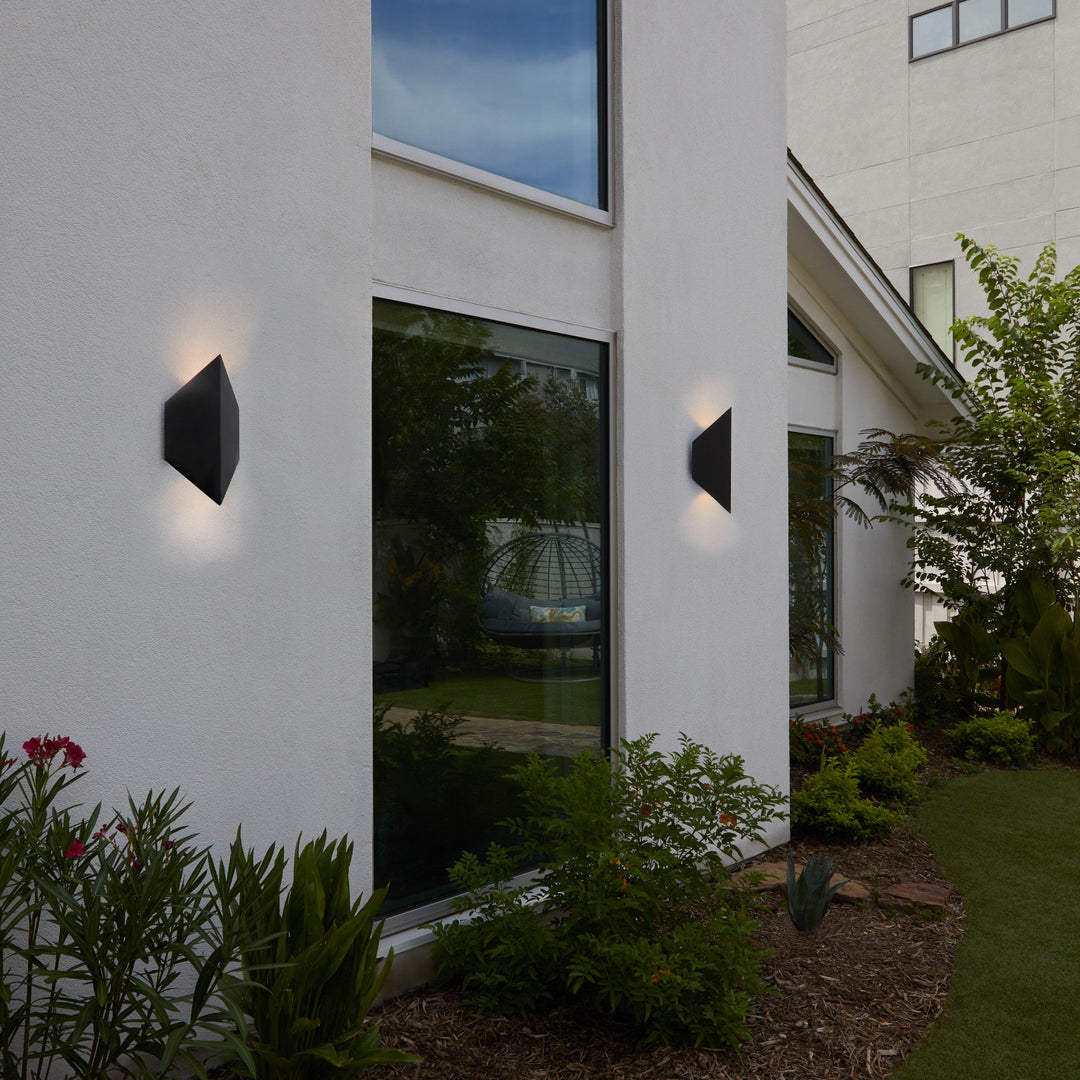 MOTTO Coastal Grade WET LED Sconce - Black | Coastal/Marine Grade