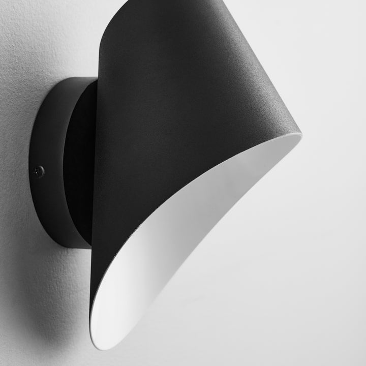 LOTTIE Coastal Grade WET LED Sconce - Black | Coastal/Marine Grade