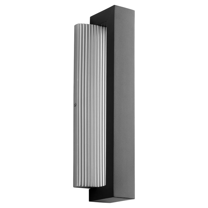 VERVE 18" Wall Sconce -3000k- Black/Brushed Aluminum