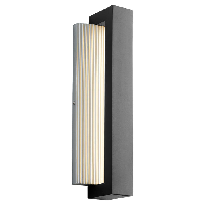 VERVE 18" Wall Sconce -3000k- Black/Brushed Aluminum