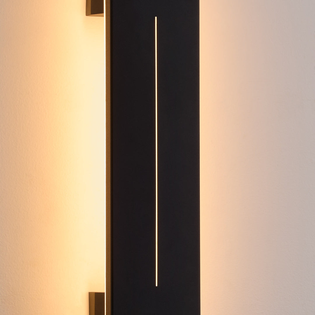 Torre 24" 5CCT Wet Sconce - Black