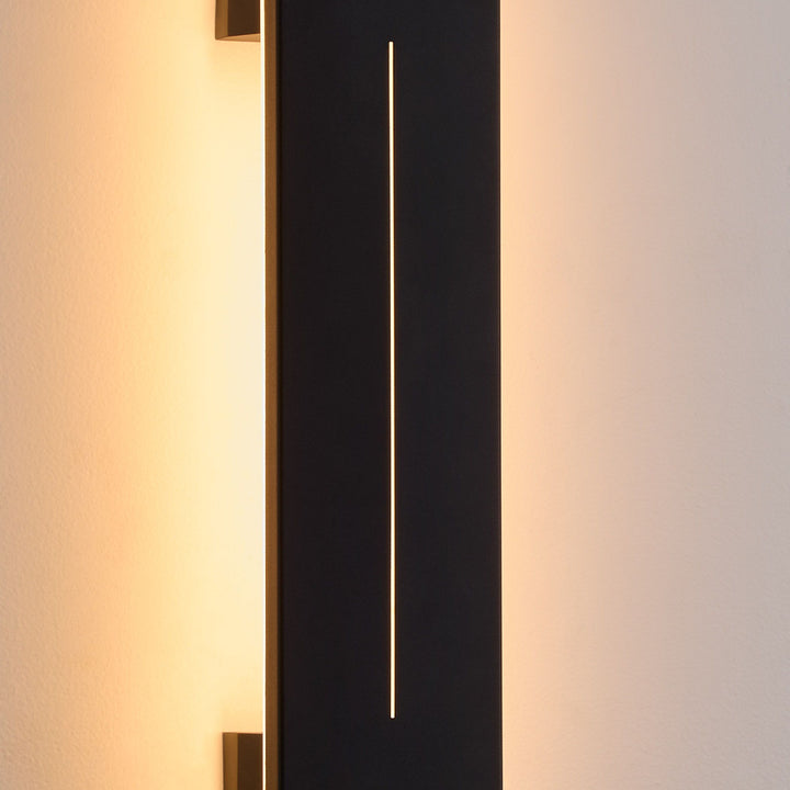 Torre 24" 5CCT Wet Sconce - Black
