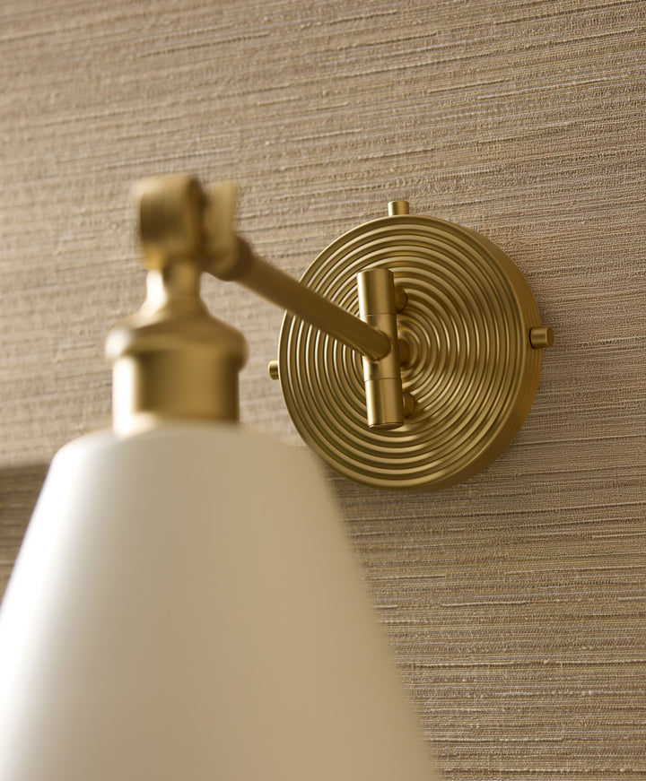BAILEY 1 Light Wall Mount - Studio White / Aged Brass