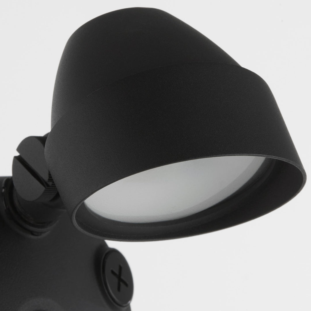 Single 11W LED Flood Light - Matte Black