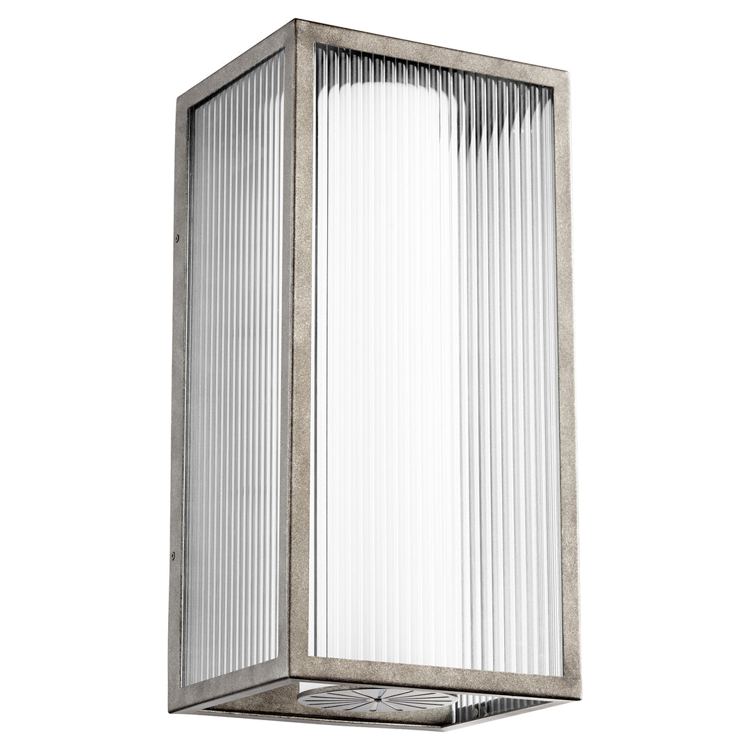 MAESTRO 11" Lantern - Weathered Zinc